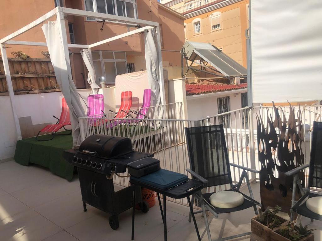 Beautiful Five Bedroom Three Bathroom Entire Villa - Malaga — Photos 3